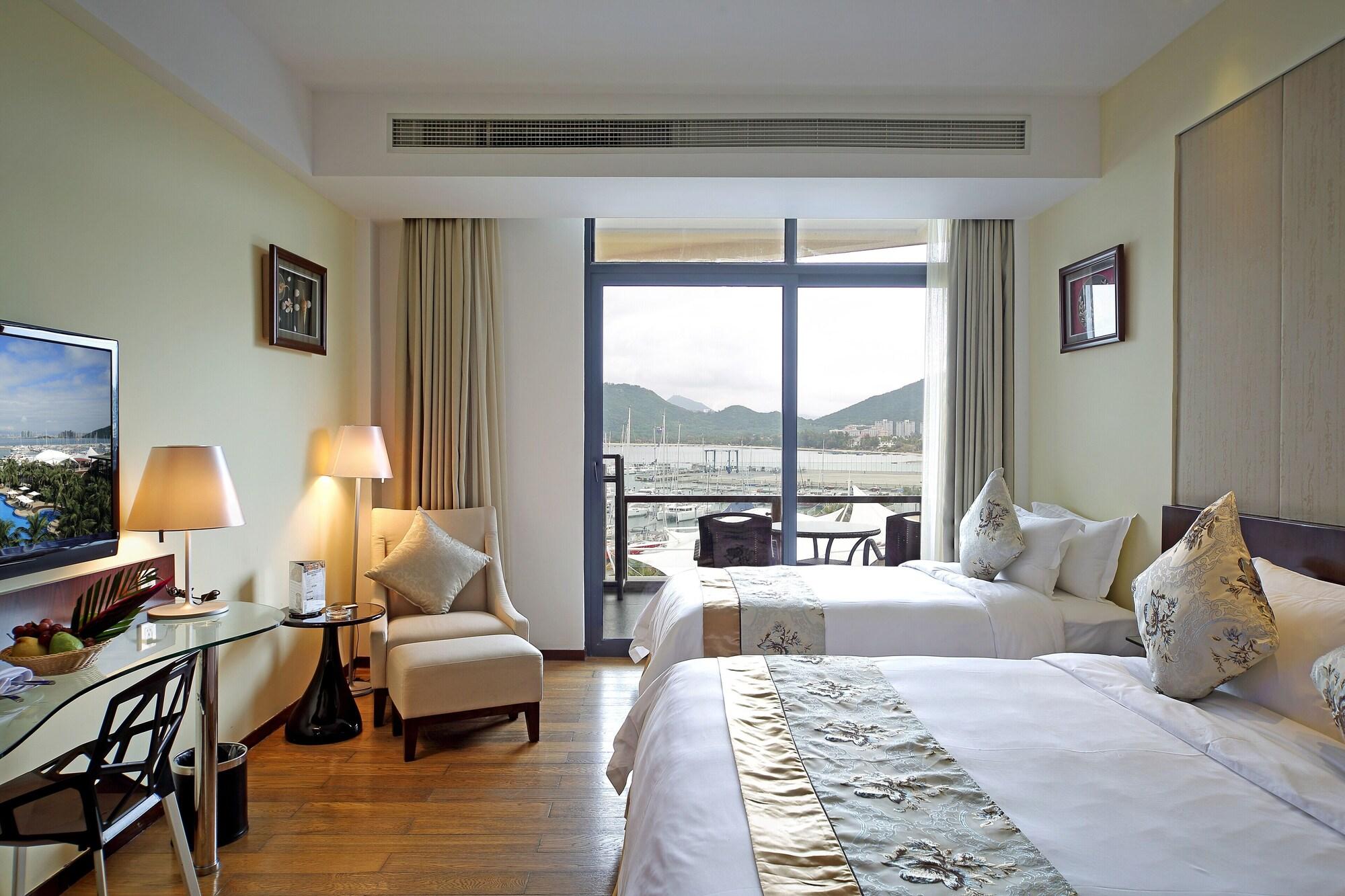 Serenity Marina Hotel Sanya Extérieur photo